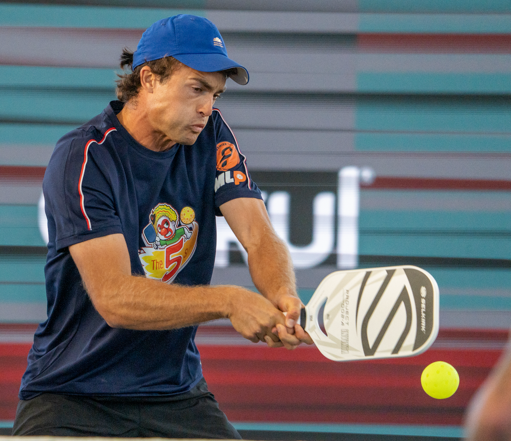 Anticipation and court vision in pickleball: How advanced players read the game